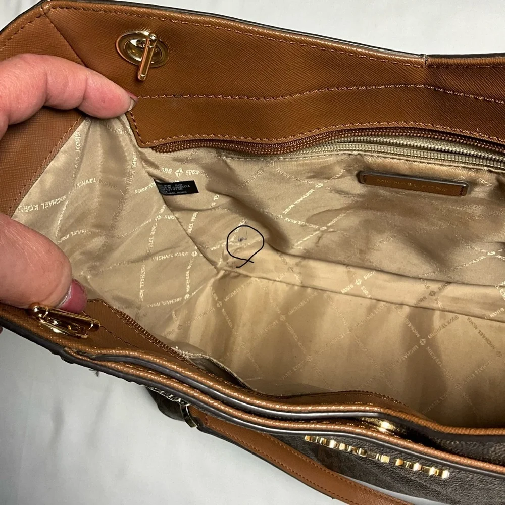 Michael Kors elegant michael